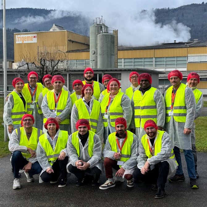 💡 Führungs-Workshop bei frigemo in Cressier – Zusammenarbeit entlang derselben 